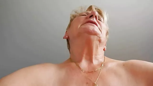 XXX χωρίς εγγραφή  Οι μαθητές βιντεο σεξ ωριμεσ κάνουν σεξ μετά την αποφοίτηση