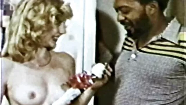 XXX χωρίς εγγραφή  Κορίτσι οδήγησε στο σεξ βιντεο σεξ