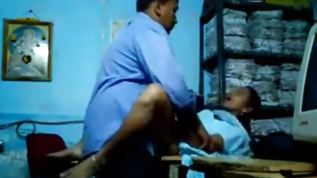 XXX χωρίς εγγραφή  Μεθυσμένος σεχ βιντεο τουμπανο κεφάλι σεξ