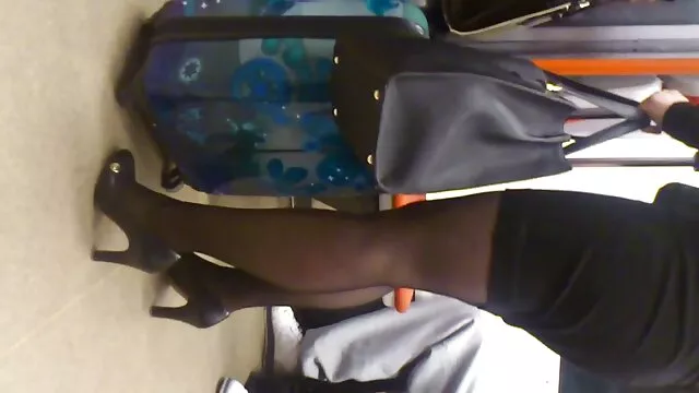 XXX χωρίς εγγραφή  Webcam Τσούλα fingering και το κατούρημα για βιντεο σεξ δωρεαν Ηδονοβλεψίας