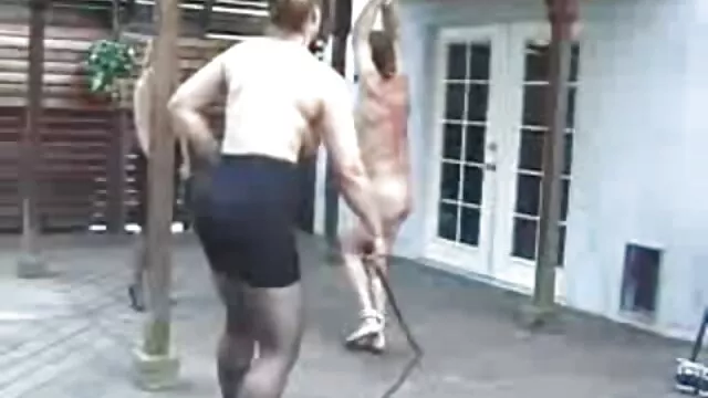 XXX χωρίς εγγραφή  Καυτή ξανθιά και μελαχρινή MILF συμμετάσχουν γκει βιντεο σεξ σε καυτό γκέι σεξ
