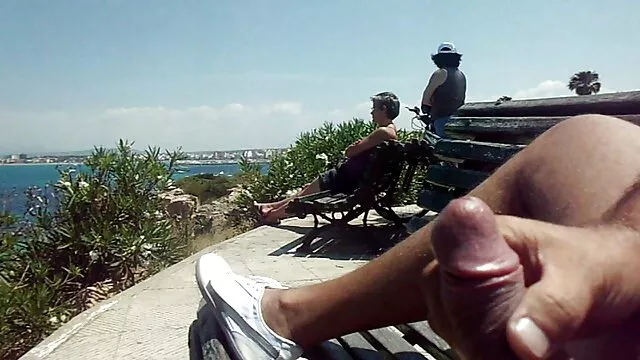XXX χωρίς εγγραφή  Μεγάλο πέος σεξ τριο βιντεο στον κόλπο