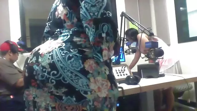 XXX χωρίς εγγραφή  Αγελάδες και νερό sex videos ellhnika